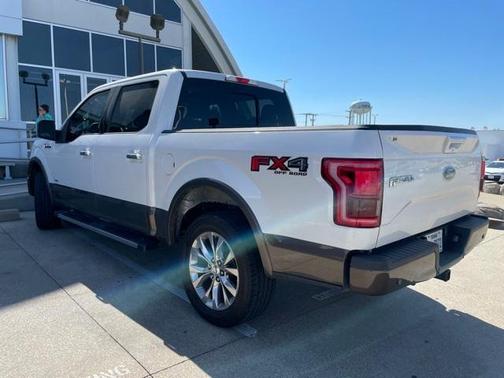 Photo 3 of 8 of 2017 Ford F-150 Lariat