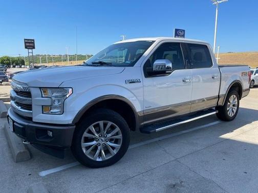 Photo 4 of 8 of 2017 Ford F-150 Lariat