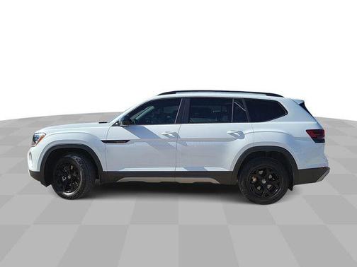 2024 Volkswagen Atlas 2.0T Peak Edition SE w/Technology