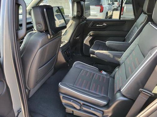 2025 GMC Yukon AT4 Ultimate