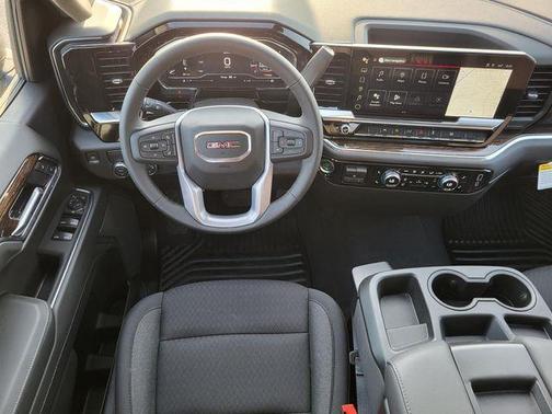 2025 GMC Sierra 1500 SLE