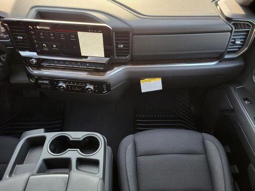 2025 GMC Sierra 1500 SLE