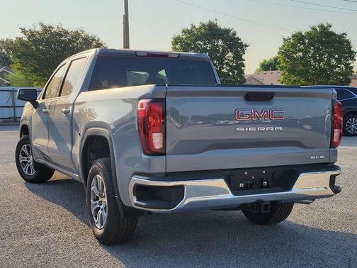 2025 GMC Sierra 1500 SLE