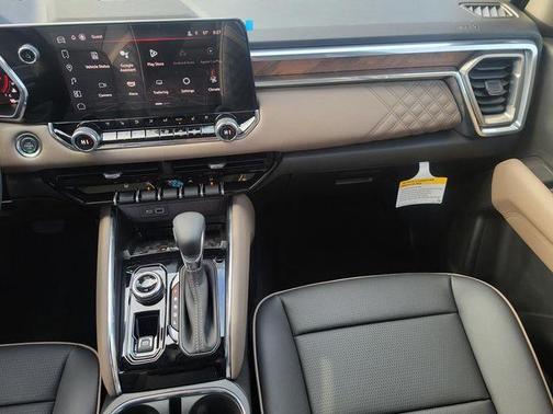 2025 GMC Canyon Denali