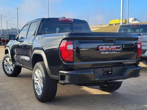 2025 GMC Canyon Denali