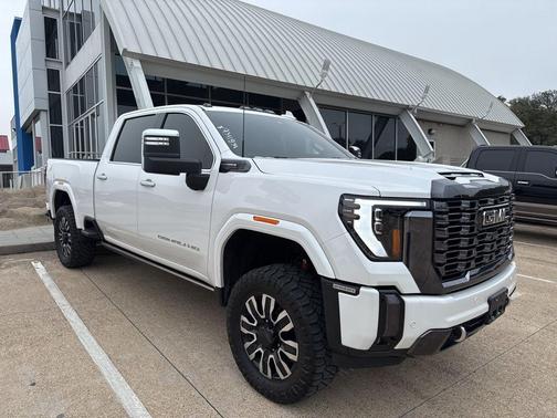 2024 GMC Sierra 2500 Denali Ultimate