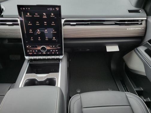 2024 GMC Sierra EV Denali
