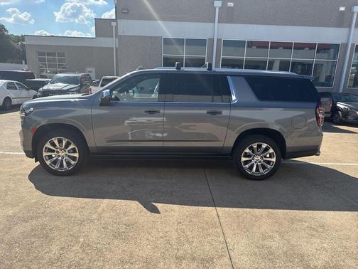 2021 Chevrolet Suburban Premier