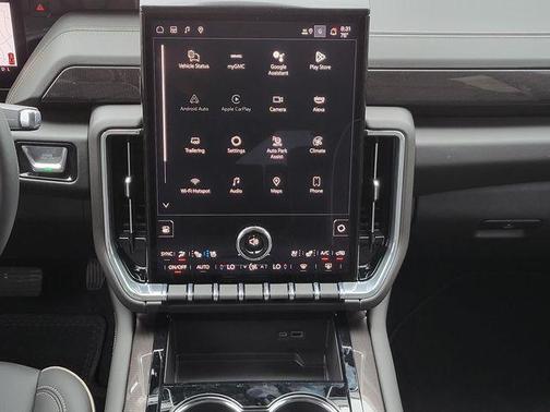 2025 GMC Yukon Elevation