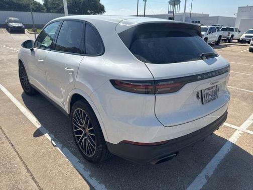 2020 Porsche Cayenne Base