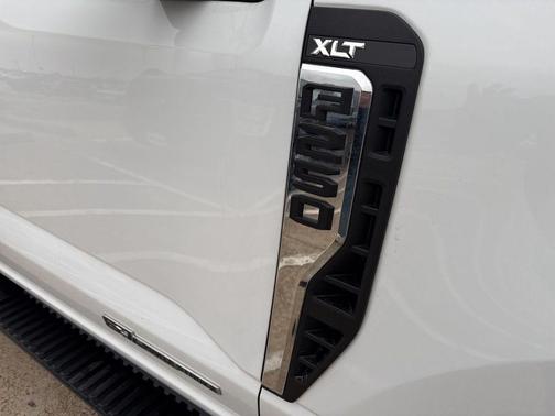 2023 Ford F-250 XLT
