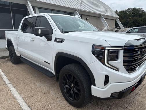 2022 GMC Sierra 1500 AT4