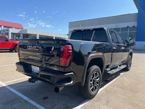 2024 GMC Sierra 2500 Denali