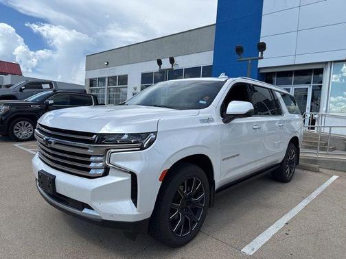 2023 Chevrolet Suburban High Country