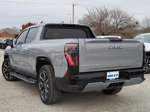 2025 GMC Sierra EV Denali