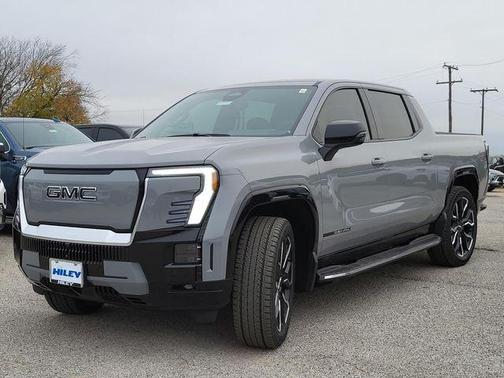 2025 GMC Sierra EV Denali