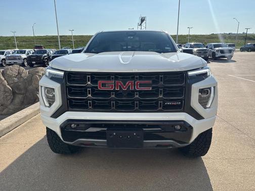 Summit White 2024 GMC Canyon AT4X