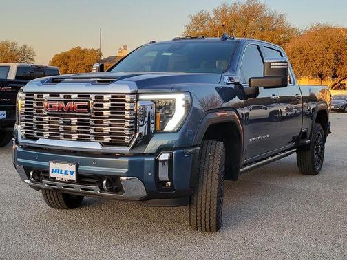 2025 GMC Sierra 2500 Denali
