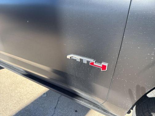 2025 GMC Yukon AT4 Ultimate