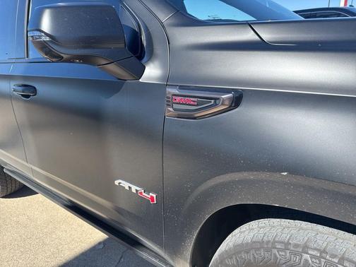 2025 GMC Yukon AT4 Ultimate