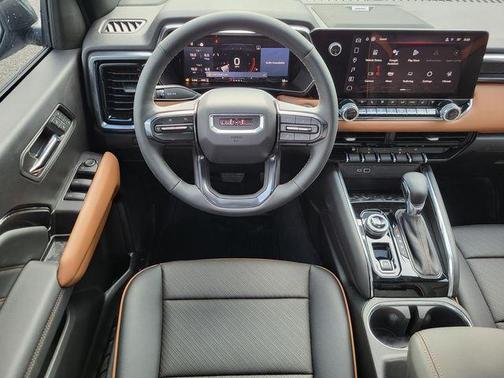 2025 GMC Canyon AT4