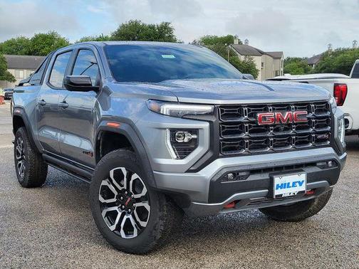 2025 GMC Canyon AT4