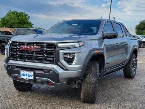2025 GMC Canyon AT4
