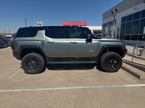 2024 GMC HUMMER EV SUV 3X