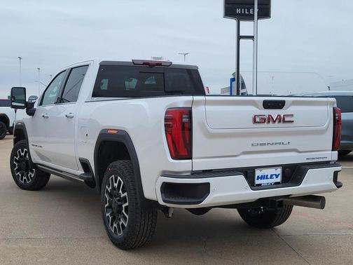 2025 GMC Sierra 2500 Denali