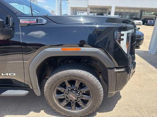 2024 GMC Sierra 2500 AT4