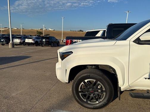2024 Toyota Tacoma TRD Sport