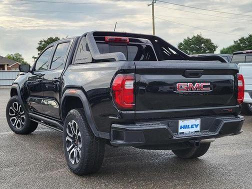 2025 GMC Canyon AT4