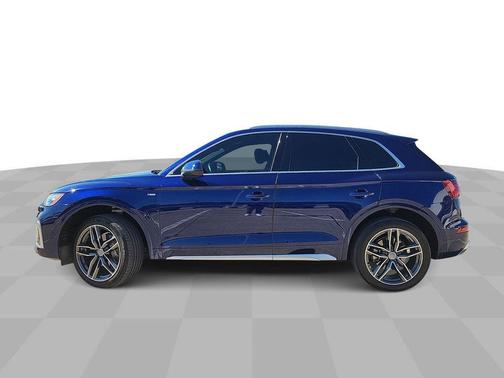 2022 Audi Q5 45 S line quattro Premium
