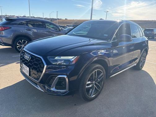 2022 Audi Q5 45 S line quattro Premium