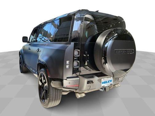 2024 Land Rover Defender 110