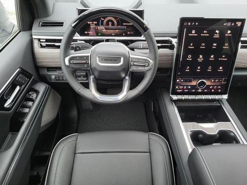 2025 GMC Sierra EV Denali
