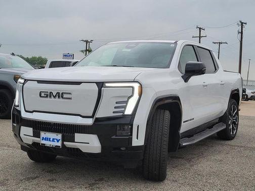 2025 GMC Sierra EV Denali