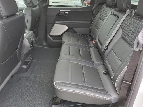 2025 GMC Sierra EV Denali
