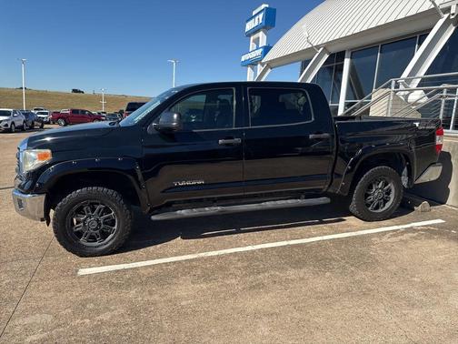 2015 Toyota Tundra SR5