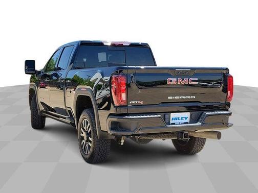 2022 GMC Sierra 2500 AT4