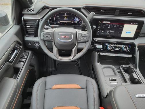2025 GMC Sierra 2500 AT4