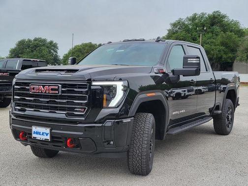 2025 GMC Sierra 2500 AT4