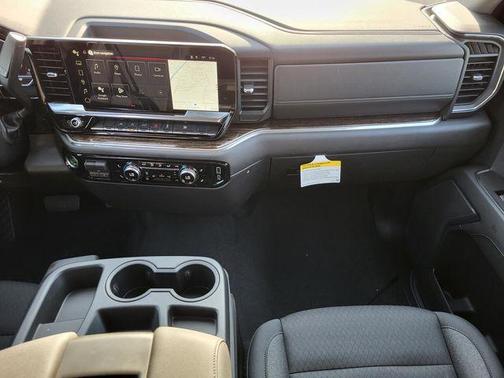 2025 GMC Sierra 1500 SLE