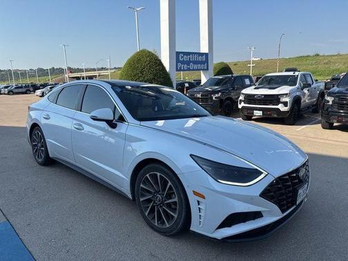2020 Hyundai SONATA Limited