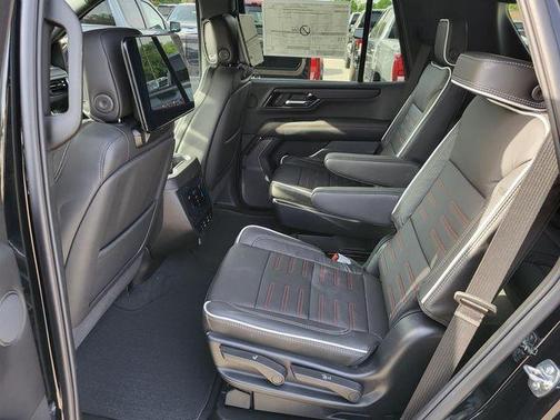 2025 GMC Yukon AT4 Ultimate