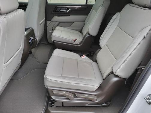 2025 GMC Yukon XL Elevation
