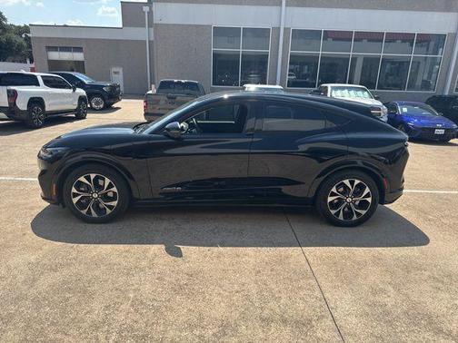 2021 Ford Mustang Mach-E Premium