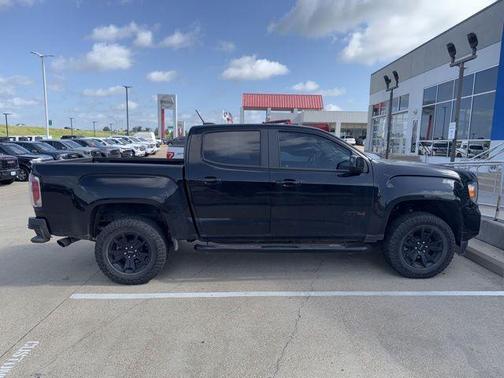 2022 GMC Canyon AT4 w/Leather