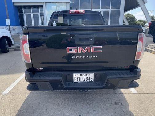 2022 GMC Canyon AT4 w/Leather