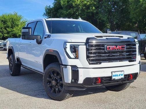 2025 GMC Sierra 2500 AT4